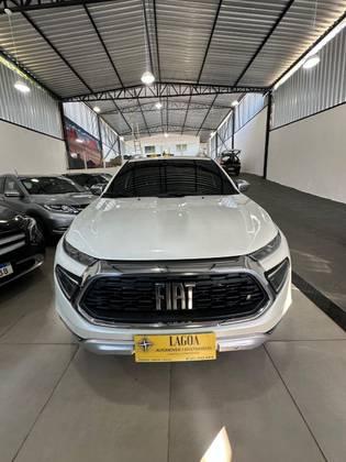 FIAT TORO 2.0 16V TURBO DIESEL RANCH 4WD AT9 FIAT TORO 2.0 16V TURBO DIESEL RANCH 4WD AT9